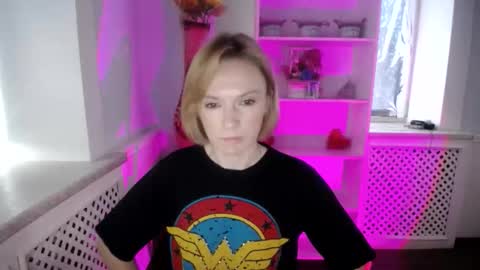 mollilove online show from May 26, 9:52 am