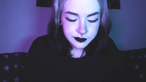 Molly Crow online show from March 7, 12:48 am