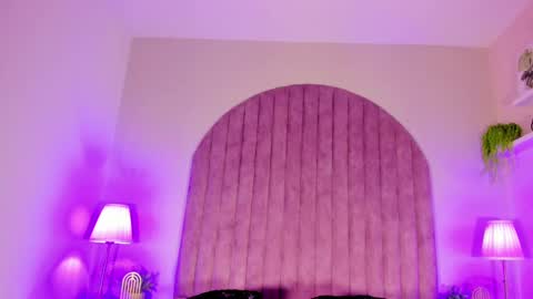 Molly Jackson online show from December 12, 12:01 pm