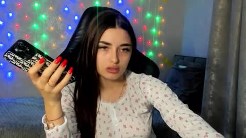 Molly online show from January 13, 9:08 pm