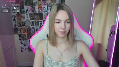 Molly online show from September 28, 1:45 am