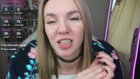 Molly online show from October 16, 1:30 am