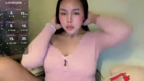 Snapshot of mollysky_smith chatting on October 25, 4:53 am molly online show from October 25, 4:53 am