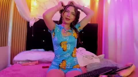 20 online show from May 10, 10:34 pm