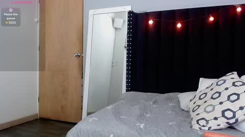 Daphne  online show from January 16, 7:52 pm