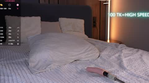 follow my fansly to see more online show from April 3, 5:33 pm