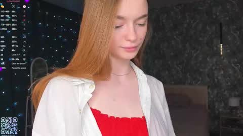 Mona online show from December 5, 7:37 pm