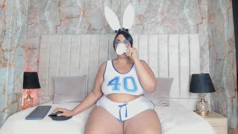 MONIC online show from February 17, 12:05 pm