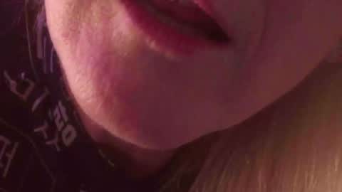 Snapshot of monicutex chatting on December 14, 3:06 am Monika    online show from December 14, 3:06 am