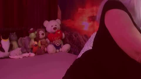 Snapshot of monicutex chatting on October 31, 3:08 am Monika    online show from October 31, 3:08 am