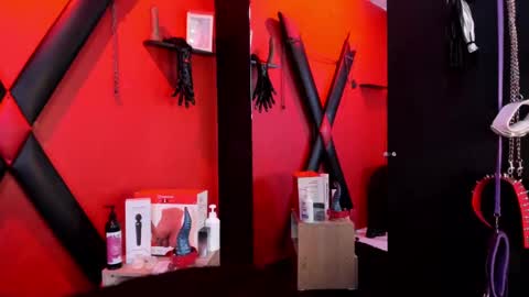 Monttserratt online show from February 20, 7:41 pm