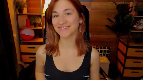 Snapshot of moon13152 chatting on September 26, 9:01 pm Katrin online show from September 26, 9:01 pm