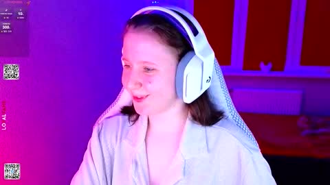 Lola online show from February 17, 3:44 pm