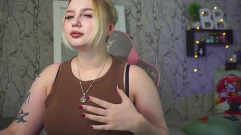 Emilia online show from March 23, 8:53 am