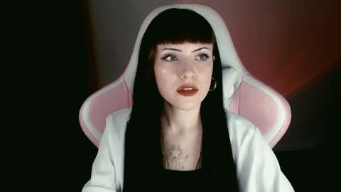  sophie  online show from May 24, 8:41 pm