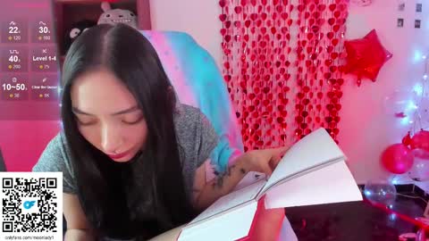 MOON  online show from February 24, 11:19 pm