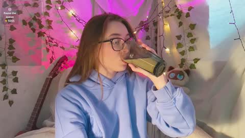 Dana online show from December 9, 9:39 am