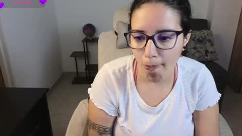 Moon Woman online show from June 1, 3:52 am