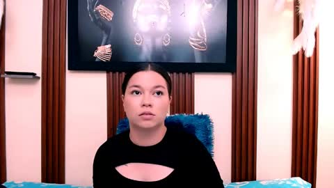 alexia online show from May 31, 7:04 pm