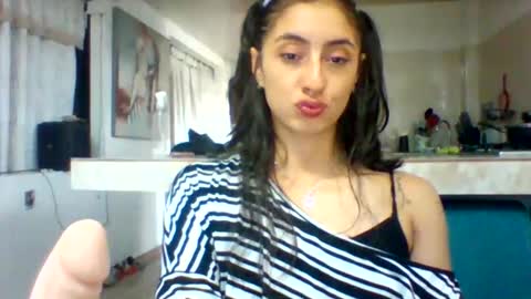 moritha2397 online show from June 4, 3:38 pm