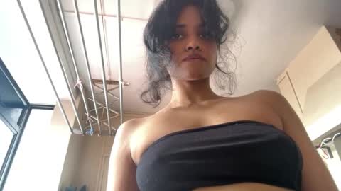 mriea_ online show from January 17, 5:04 am