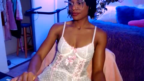 CocoSage online show from December 16, 1:50 pm