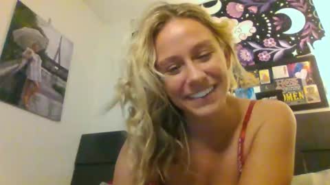 msmariesummers online show from December 3, 1:06 am