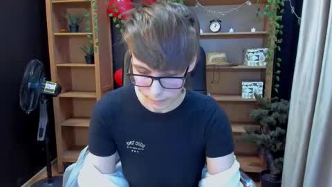 msrkestvel online show from March 6, 4:28 pm