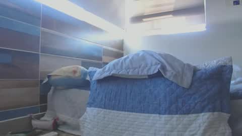   online show from September 10, 1:44 pm