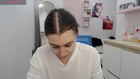 muriel_elvin online show from December 1, 6:17 am