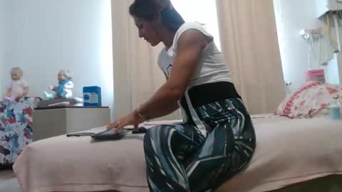 MusclesQueen online show from October 28, 7:25 am