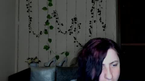 Jeneva online show from March 26, 7:04 pm