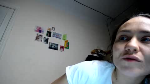 Muse Ali  online show from December 31, 7:53 am