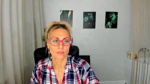 Diana online show from November 17, 12:06 pm