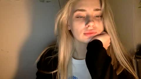 musescorner online show from March 17, 7:07 pm