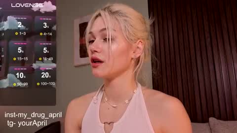 Snapshot of my_april chatting on September 23, 3:15 am April online show from September 23, 3:15 am