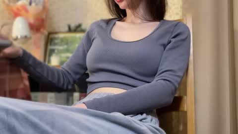 JIN online show from April 29, 5:51 pm