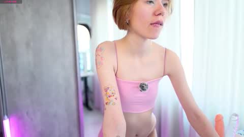 Lana online show from March 25, 7:33 am