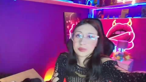 Milly Cute online show from March 19, 5:12 am