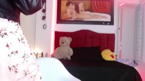Snapshot of myomi_nix chatting on January 21, 2:43 am myomi online show from January 21, 2:43 am