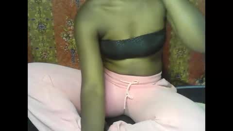 mystic_linna online show from February 16, 5:35 pm