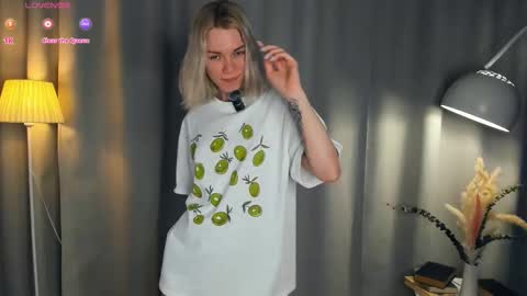 Olivia or just olive online show from March 21, 7:30 pm