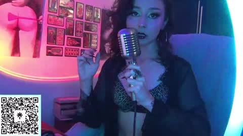 nadanadiaa online show from December 17, 8:57 pm