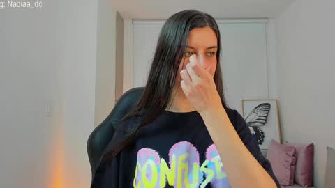 Nadia  INST Nadiaa dc online show from December 12, 2:59 am