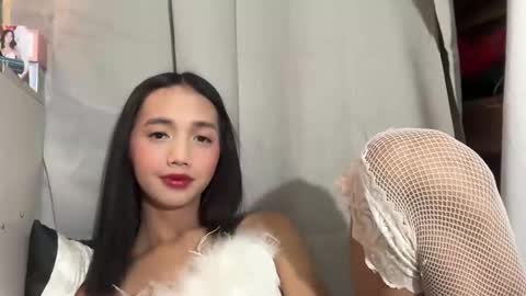 nadia_lucious online show from May 13, 10:43 am
