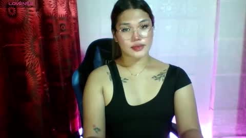 miss nadia online show from October 16, 7:44 am