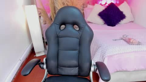 nahemot_sadish online show from March 4, 2:45 pm