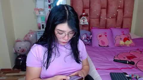 nahia cute     only   online show from January 8, 2:35 pm