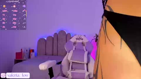 Snapshot of nahia_low chatting on September 24, 4:55 am  Valeria  online show from September 24, 4:55 am