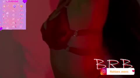 NAHIARA EVANS online show from July 23, 3:26 am
